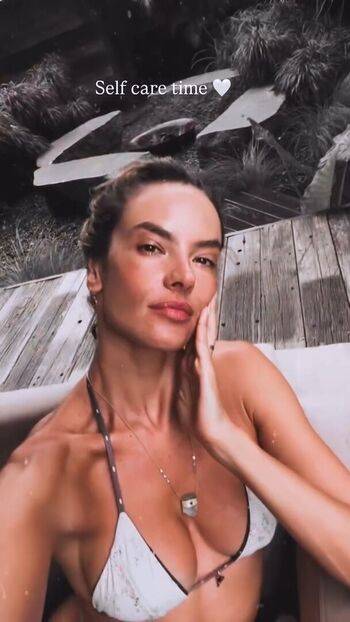 Full leaked Alessandra ambrosio private onlyfans photo