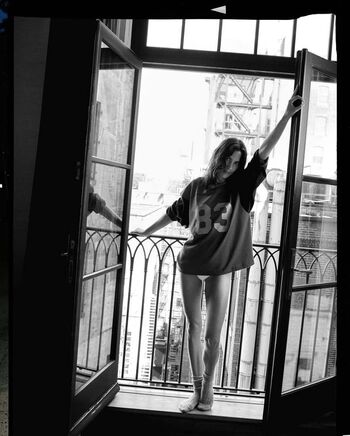 Full leaked Alexa chung page private onlyfans photo