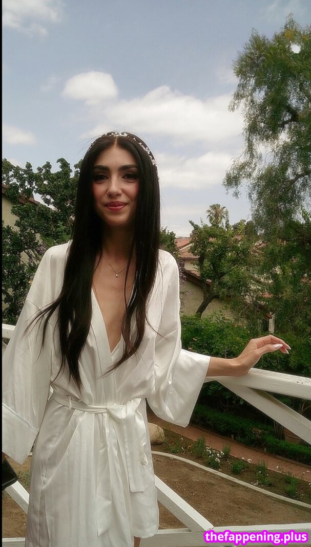 Alexa Mansour