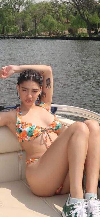 Full leaked Alexademure private onlyfans photo