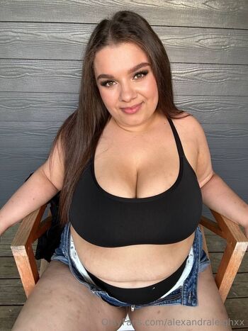Full leaked Alexandraleighxx private onlyfans photo