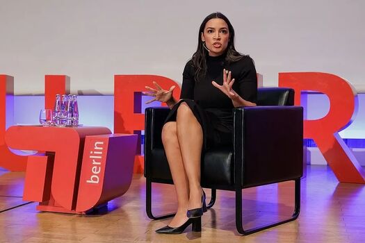Full leaked Alexandria ocasio cortez private onlyfans photo