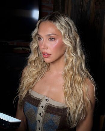 Full leaked Alexis ren  page private onlyfans photo