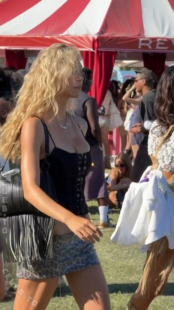 Full leaked Alexis ren private onlyfans photo