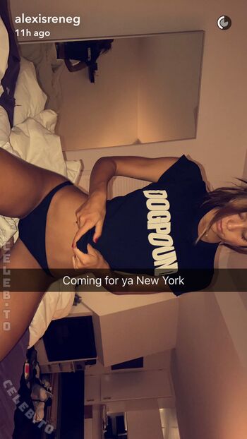 Alexis Ren