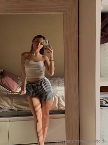 Full leaked Alexisgoldx private onlyfans photo