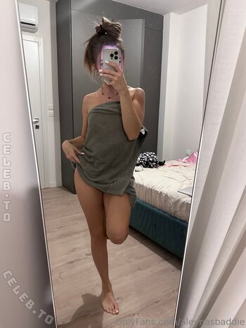 Full leaked Aleynabaddie page private onlyfans photo