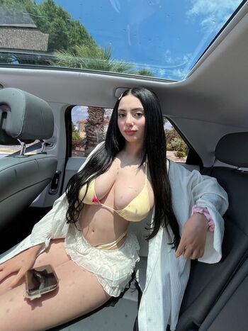 Full leaked Aleyyyhel private onlyfans photo