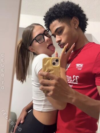 Full leaked Aliia private onlyfans photo