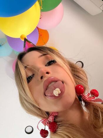Full leaked Alice delish page private onlyfans photo