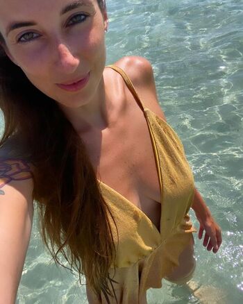 Full leaked Alice ippoliti private onlyfans photo