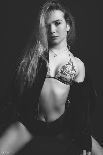 Full leaked Alicia arwen private onlyfans photo