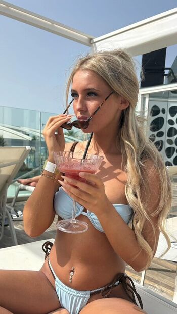 Alicia Johnston
