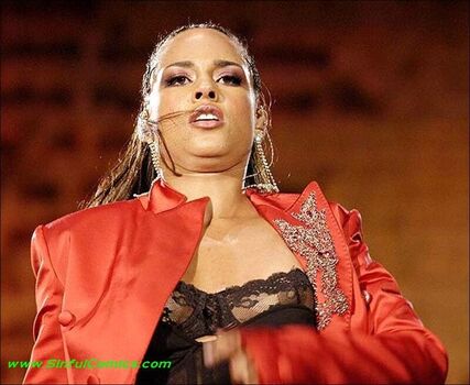 Full leaked Alicia keys private onlyfans photo