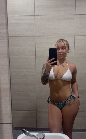 Full leaked Alicia millington private onlyfans photo