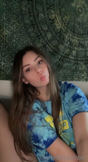 Full leaked Alignedbykarissa private onlyfans photo