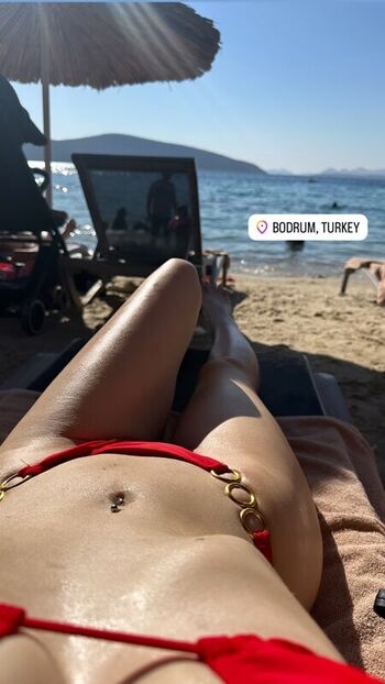 Full leaked Alina zeynep private onlyfans photo