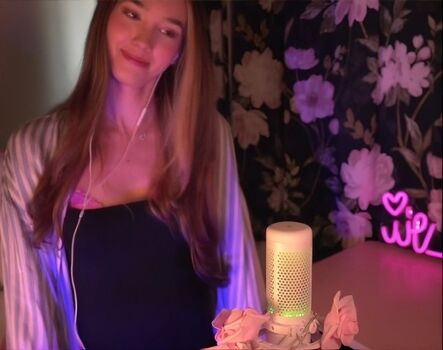 Full leaked Alinaavii private onlyfans photo