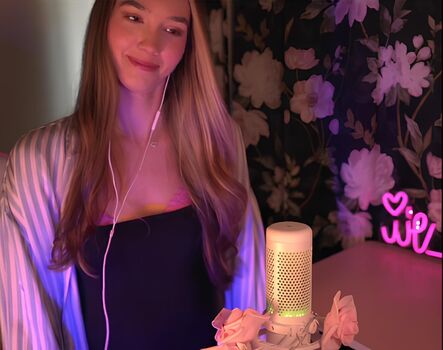 Full leaked Alinaavii private onlyfans photo