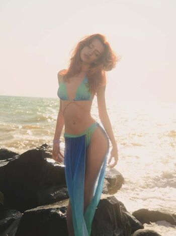 Full leaked Alinalal private onlyfans photo