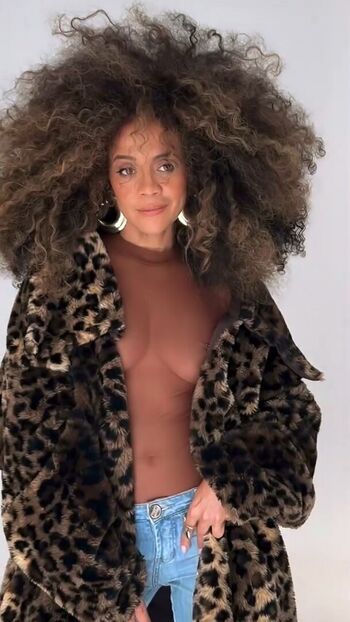 Full leaked Aline borges private onlyfans photo