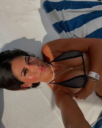 Full leaked Aline proutiere private onlyfans photo