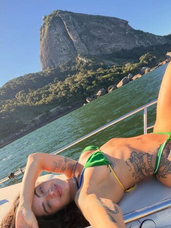 Full leaked Aline riscado private onlyfans photo