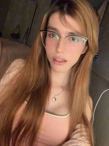 Full leaked Alineettv private onlyfans photo