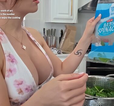 Full leaked Alinity  page private onlyfans photo