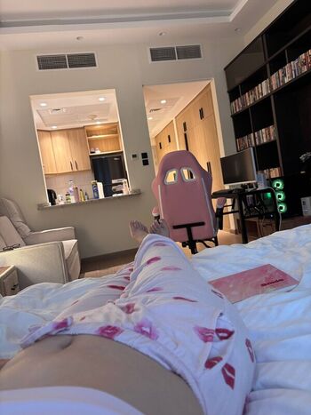 Full leaked Alinnn na a private onlyfans photo