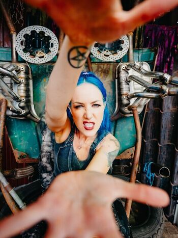 Alissa White-Gluz