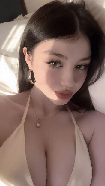 Full leaked Alissaayours alissaareserv private onlyfans photo