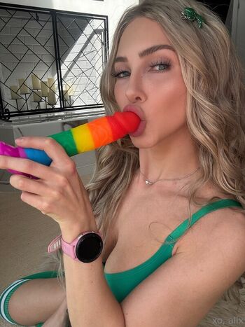 Full leaked Alix lynx page private onlyfans photo
