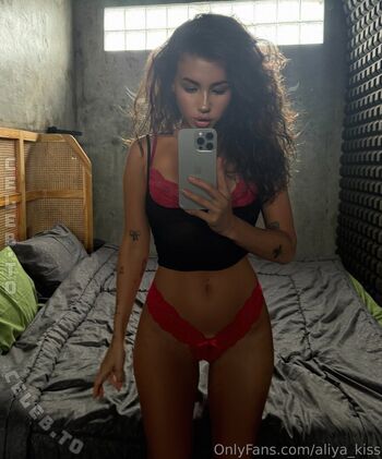 Full leaked Aliya almz private onlyfans photo