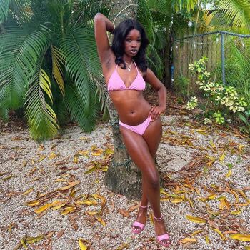 Full leaked Aliyah bah private onlyfans photo