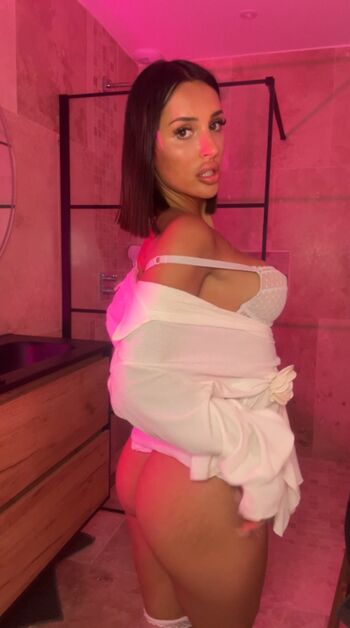 Full leaked Aliyahmooon private onlyfans photo