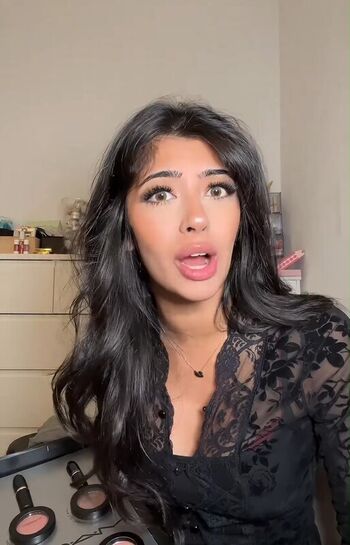 Full leaked Aliza shan private onlyfans photo