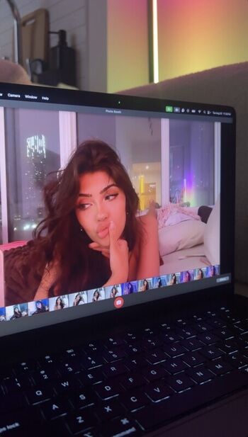 Full leaked Aliza shan private onlyfans photo