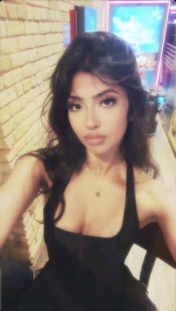Full leaked Aliza shan private onlyfans photo