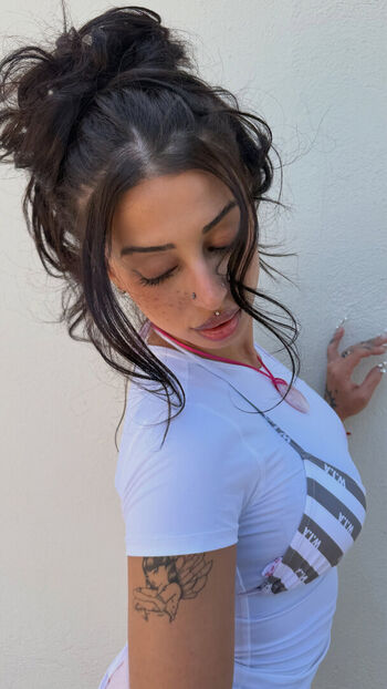 Full leaked Alizade private onlyfans photo