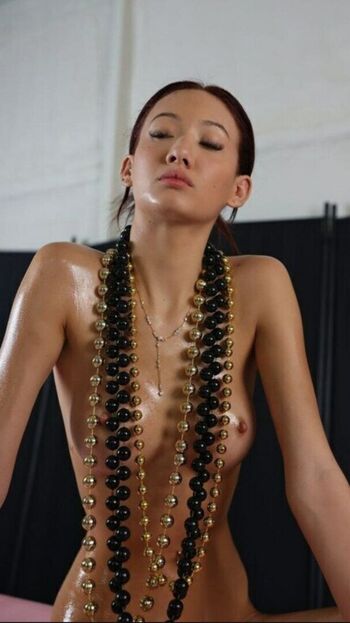 Full leaked Alley liu private onlyfans photo