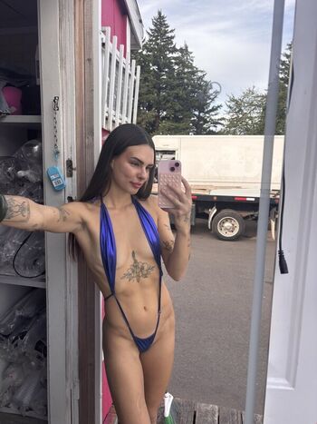 Full leaked Allieamourxx private onlyfans photo