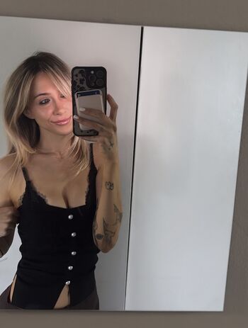 Full leaked Allieesaur private onlyfans photo