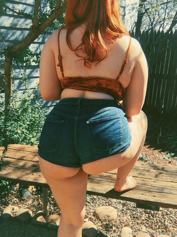 Full leaked Allisonivyx private onlyfans photo