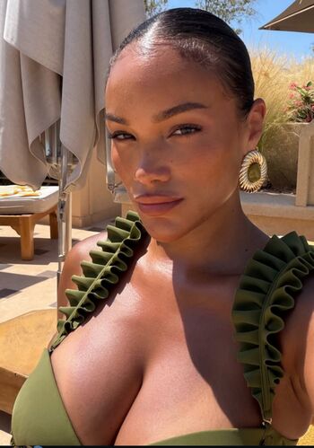 Full leaked Allyiahsface private onlyfans photo