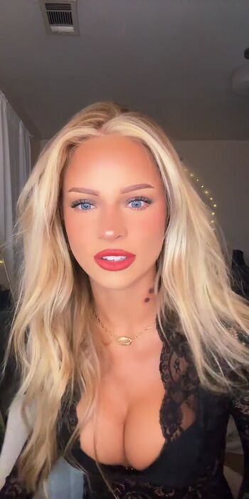 Full leaked Allyn wood private onlyfans photo
