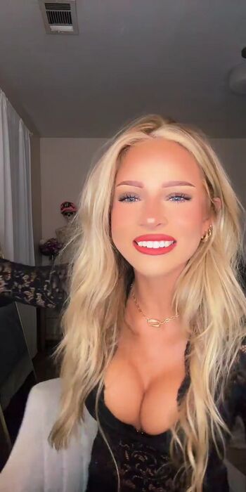 Full leaked Allyn wood private onlyfans photo