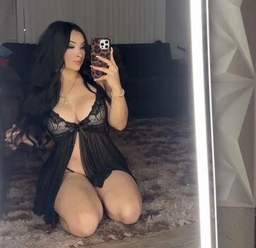 Full leaked Almaagee private onlyfans photo