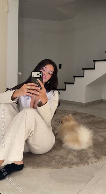 Full leaked Almira azemi private onlyfans photo