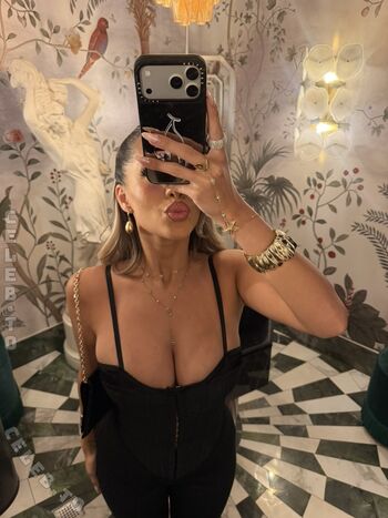 Full leaked Almira azemi page private onlyfans photo